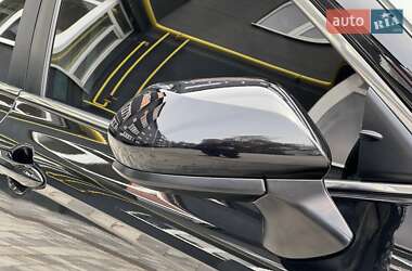 Седан Toyota Camry 2018 в 