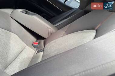 Седан Toyota Camry 2018 в 
