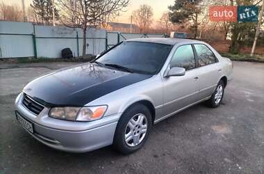 Седан Toyota Camry 2001 в 