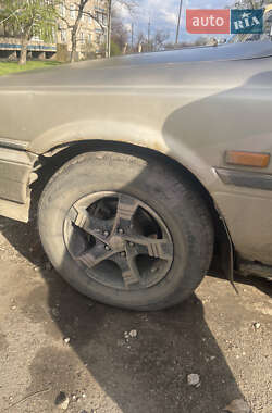 Седан Toyota Camry 1990 в 
