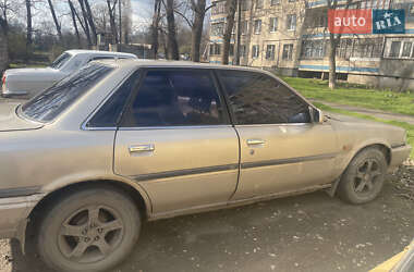 Седан Toyota Camry 1990 в 
