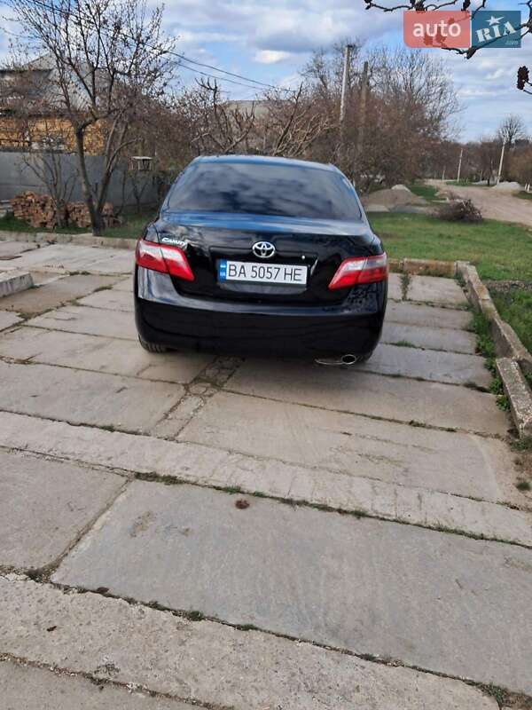 Седан Toyota Camry 2008 в Бобринці