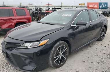Седан Toyota Camry 2020 в Тернополі