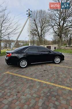 Седан Toyota Camry 2012 в 