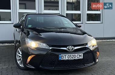 Седан Toyota Camry 2015 в 