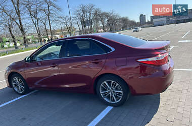 Седан Toyota Camry 2016 в 