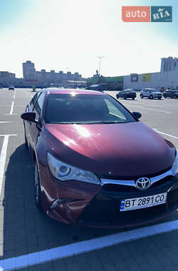 Седан Toyota Camry 2016 в 