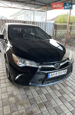 Седан Toyota Camry 2017 в 
