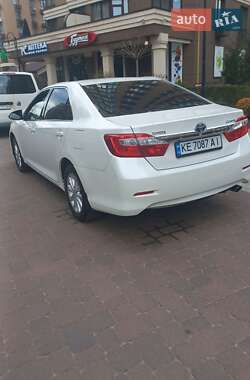 Седан Toyota Camry 2014 в 