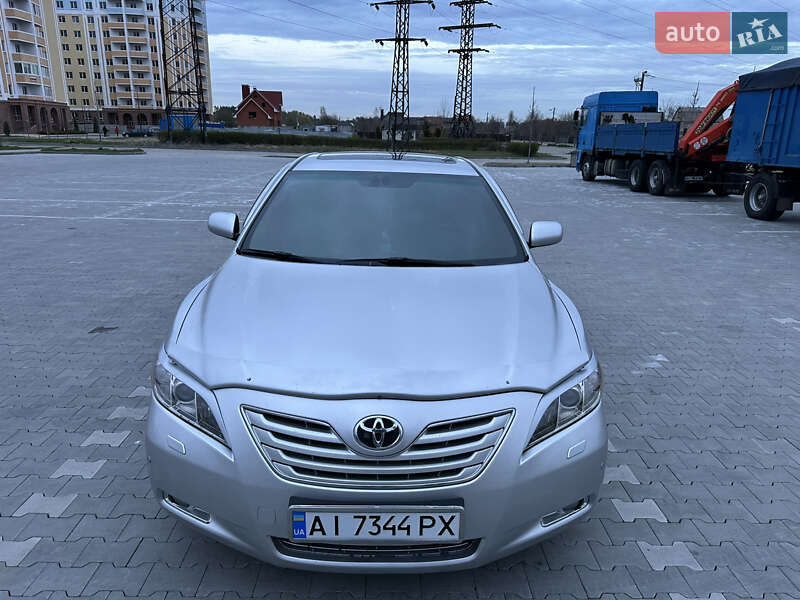 Седан Toyota Camry 2007 в 