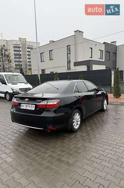 Седан Toyota Camry 2017 в 