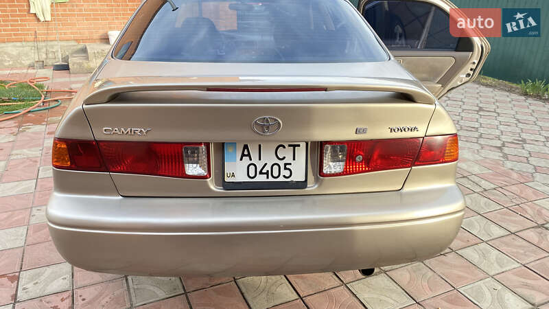 Седан Toyota Camry 2001 в Борисполі