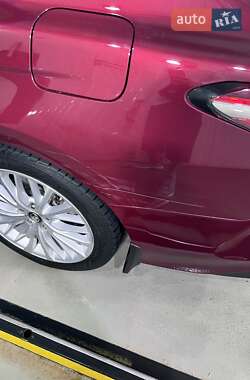 Седан Toyota Camry 2018 в 