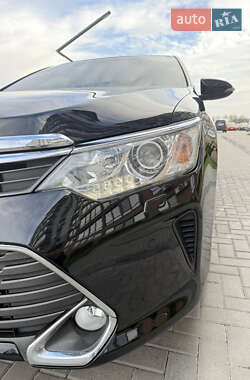Седан Toyota Camry 2014 в 