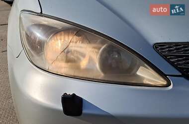 Седан Toyota Camry 2003 в 