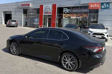 Toyota Camry 2022