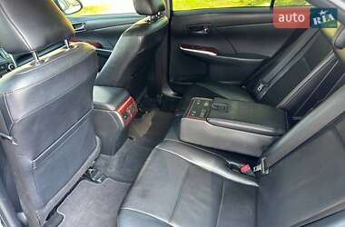 Седан Toyota Camry 2012 в 