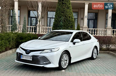 Седан Toyota Camry 2020 в 