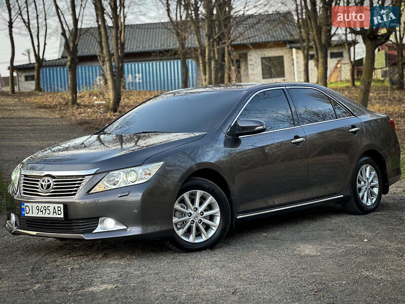 Седан Toyota Camry 2012 в 