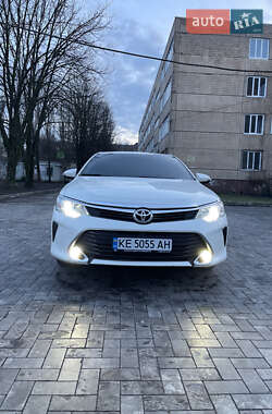 Седан Toyota Camry 2014 в 