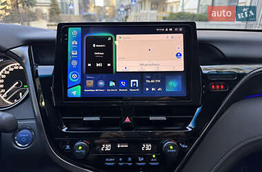 Седан Toyota Camry 2024 в 