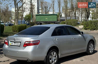 Седан Toyota Camry 2007 в 