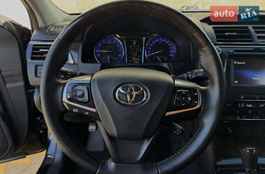 Седан Toyota Camry 2014 в 