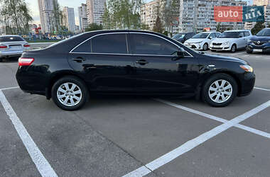 Седан Toyota Camry 2006 в 