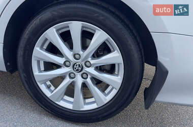 Седан Toyota Camry 2020 в 