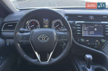 Седан Toyota Camry 2020 в 