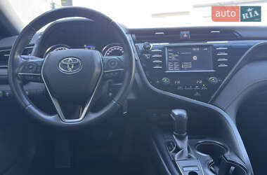 Седан Toyota Camry 2020 в 