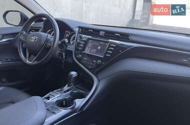 Седан Toyota Camry 2020 в 