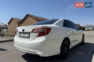Седан Toyota Camry 2015 в 