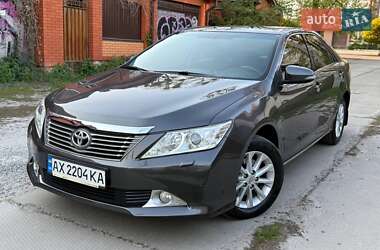 Toyota Camry 2013