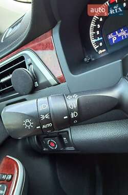 Седан Toyota Camry 2013 в 