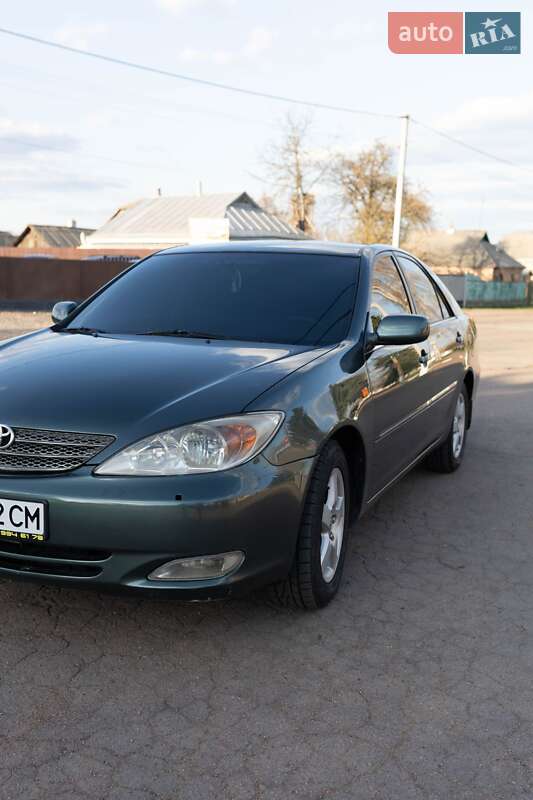 Седан Toyota Camry 2002 в Малій Висці