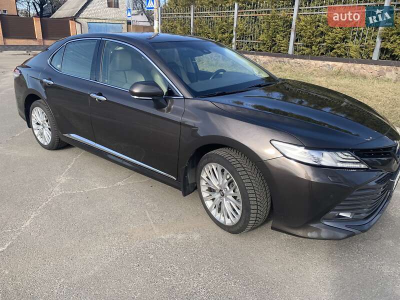 Toyota Camry 2018