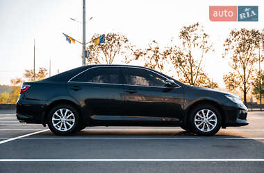 Седан Toyota Camry 2015 в 