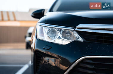 Седан Toyota Camry 2015 в 