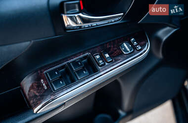 Седан Toyota Camry 2015 в 