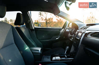 Седан Toyota Camry 2015 в 