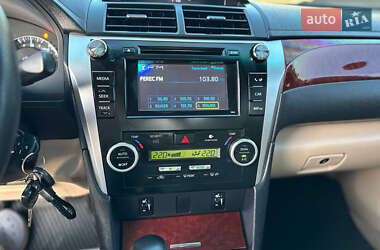 Седан Toyota Camry 2011 в 