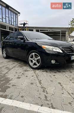 Седан Toyota Camry 2011 в Рівному