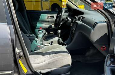 Седан Toyota Camry 1998 в 
