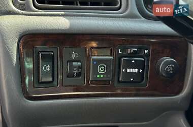 Седан Toyota Camry 1998 в 