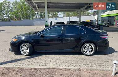 Седан Toyota Camry 2017 в Києві