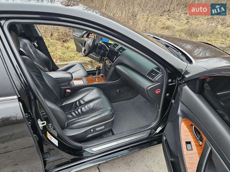 Седан Toyota Camry 2008 в Виннице