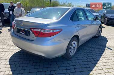 Седан Toyota Camry 2017 в 