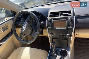 Седан Toyota Camry 2017 в 