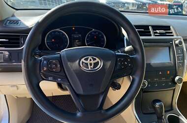 Седан Toyota Camry 2017 в 